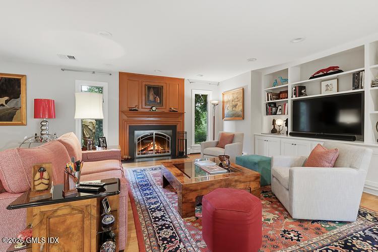 39 Stanwich Road Greenwich, CT 06830 - Photo 14 of 33 a6e71ef3193d3f5d8b1ed32f70c21f212b51babc