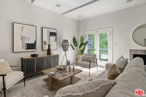 $1,395,000 | 8326 Kirkwood Drive, Los Angeles, CA 90046