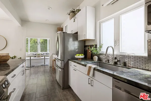 $1,395,000 | 8326 Kirkwood Drive, Los Angeles, CA 90046