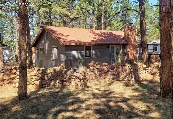 $349,300 | 706 West Bowman Avenue, Woodland Park, CO 80863