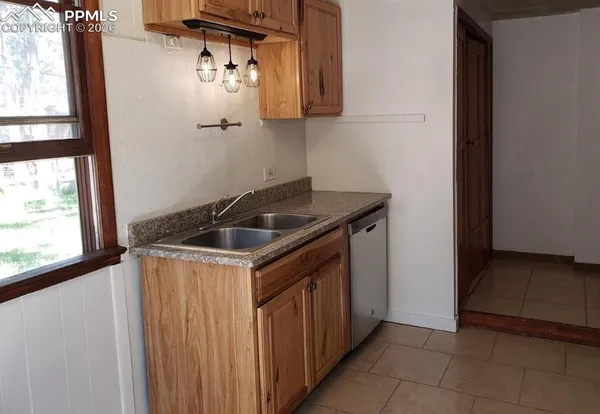 $349,300 | 706 West Bowman Avenue, Woodland Park, CO 80863