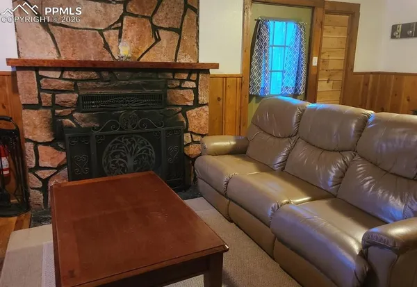 $349,300 | 706 West Bowman Avenue, Woodland Park, CO 80863