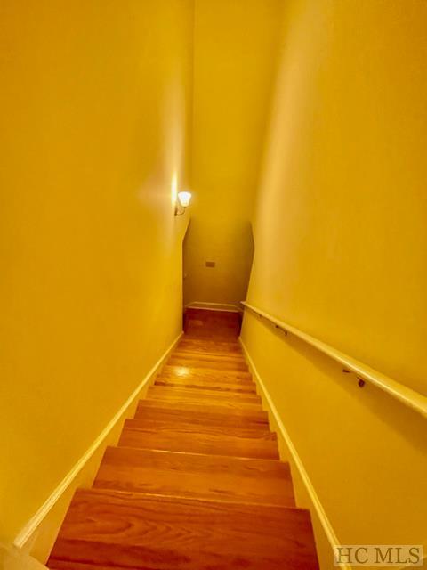 432 Deer Run Road Sapphire, NC 28774 - Photo 27 of 60 Gallery Image 27