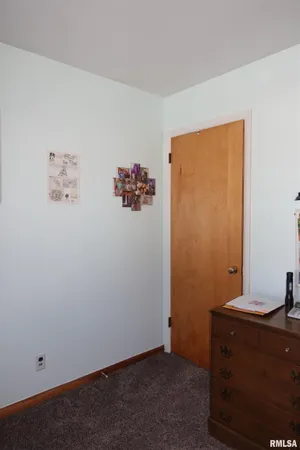 $139,000 | 667 Benard Street, Galesburg, IL 61401