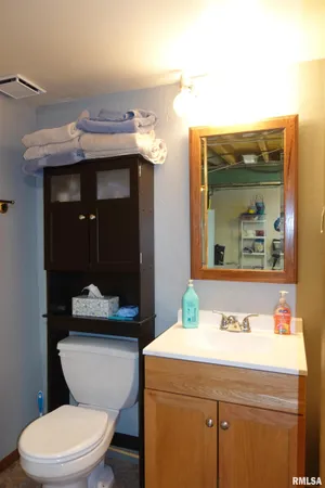 $139,000 | 667 Benard Street, Galesburg, IL 61401