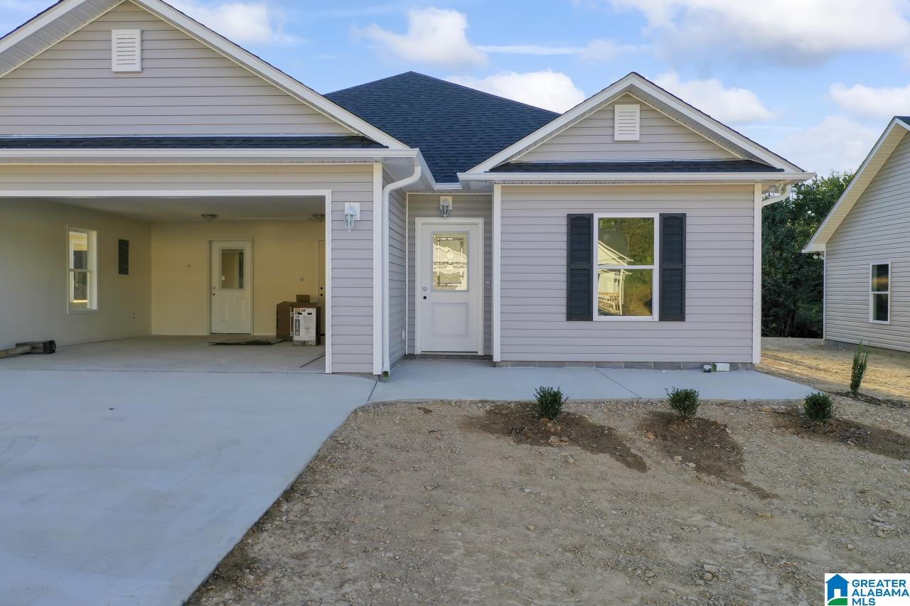 58 Trinity Lane Oneonta, AL 35121 - Photo 2 of 21