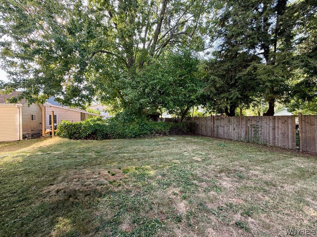 6073 2nd Street Newfane, NY 14108 - Photo 16 of 47