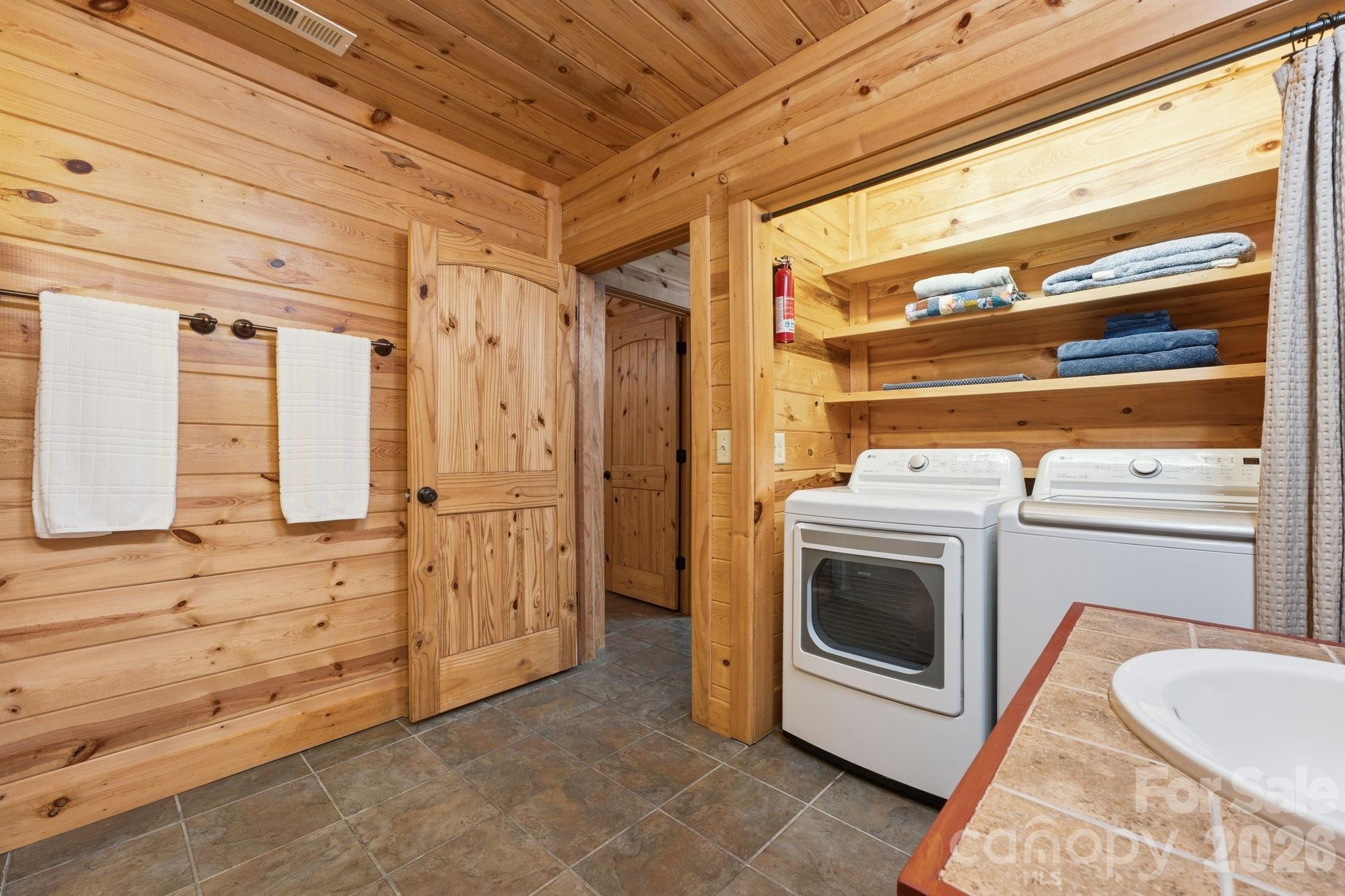 1026 High Top Mountain Road Whittier, NC 28789 - Photo 29 of 45