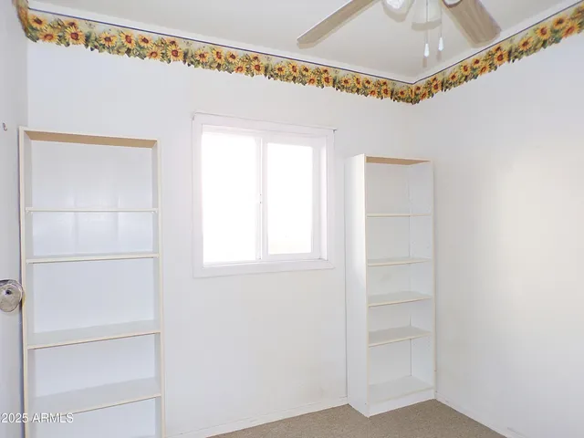 $1,095 | 427 South Clubhouse Lane, Sierra Vista, AZ 85635