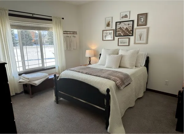 $330,000 | 801 Golden Way Northwest, Isanti, MN 55040