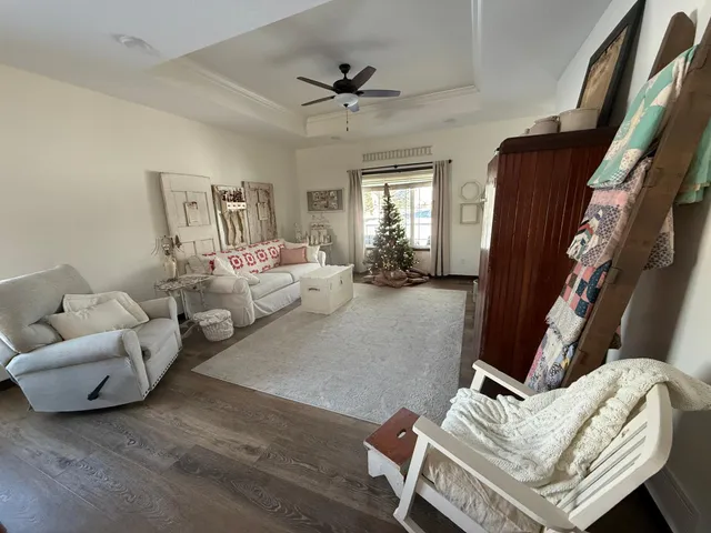 $330,000 | 801 Golden Way Northwest, Isanti, MN 55040