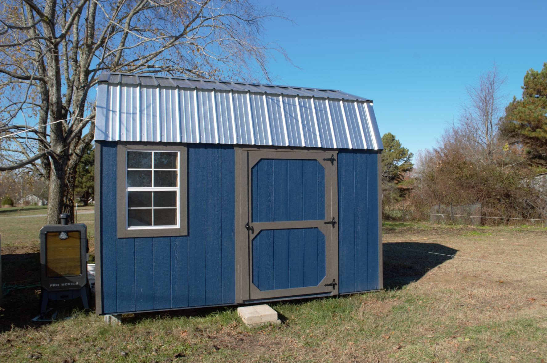 2151 Baggett Road Palmyra, TN 37142 - Photo 24 of 29 a view of backyard with cabin