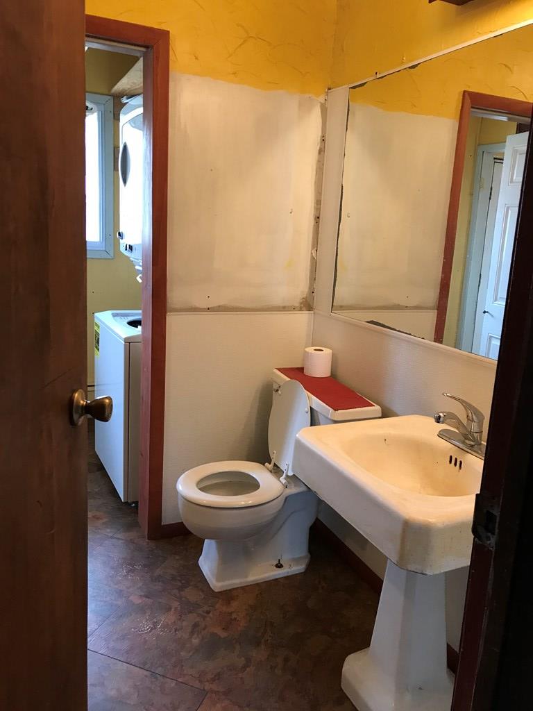 213 Stone Road Franklin, PA 16323 - Photo 15 of 28 a bathroom with a sink toilet and shower