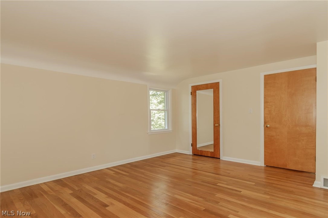 1216 Ford Road Lyndhurst, OH 44124 - Photo 22 of 34