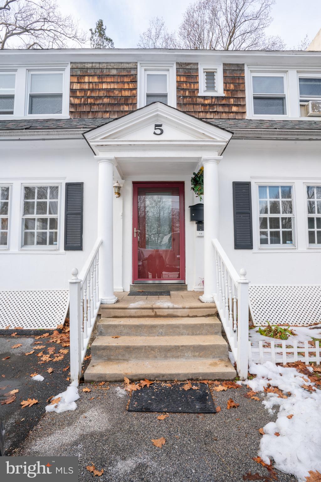 5 Hemlock Road Lansdowne, PA 19050 - Photo 2 of 32