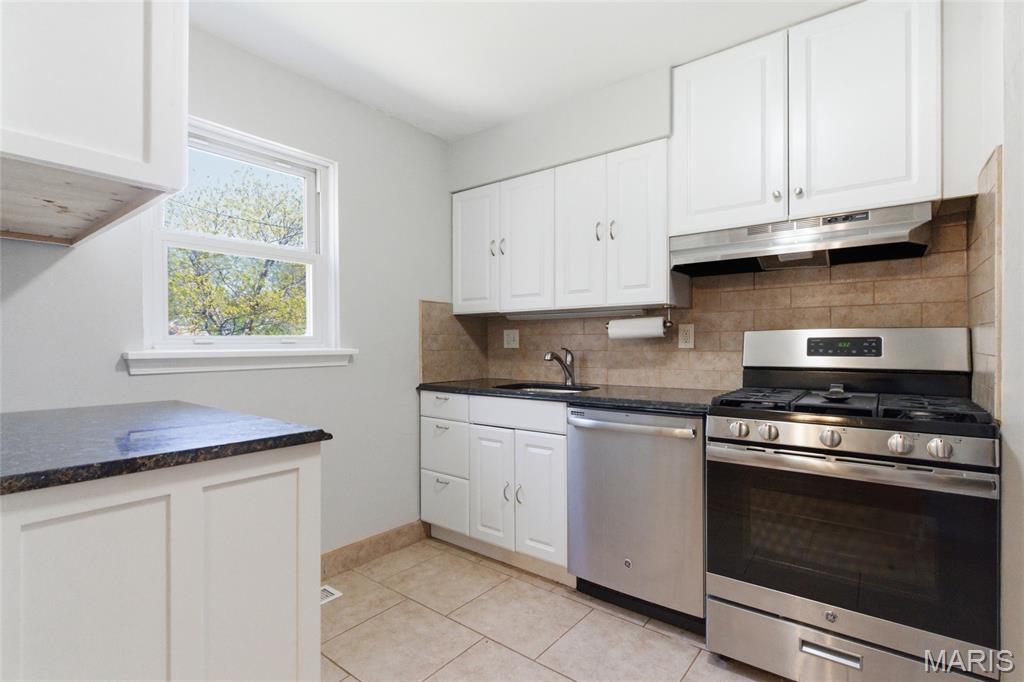 1550 Grant Road Webster Groves, MO 63119 - Photo 11 of 31