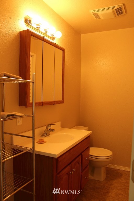 9141 178th Avenue Southwest Rochester, WA 98579 - Photo 13 of 25