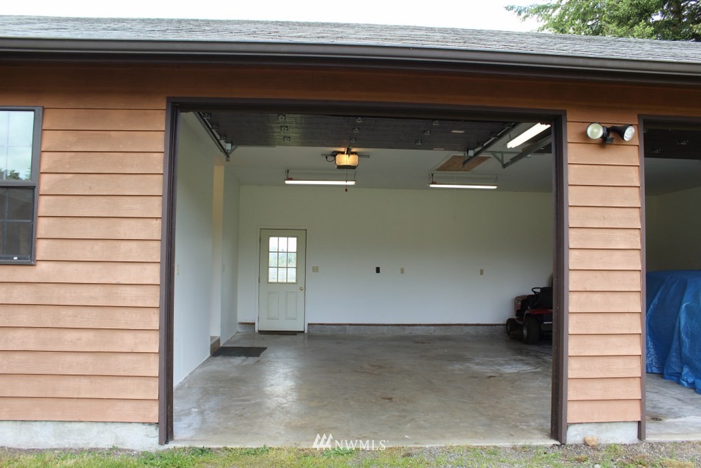 9141 178th Avenue Southwest Rochester, WA 98579 - Photo 16 of 25