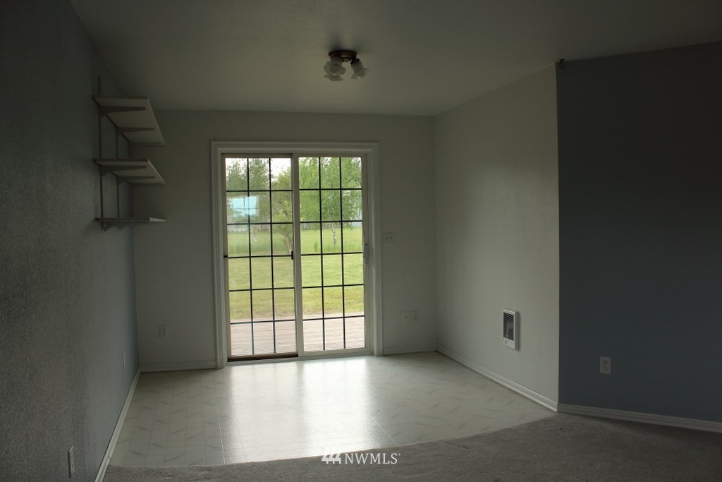 9141 178th Avenue Southwest Rochester, WA 98579 - Photo 10 of 25