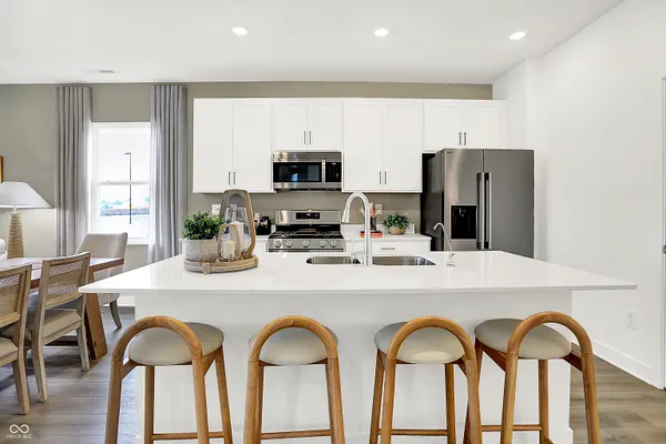 $319,180 | 5275 Foxley Pk Lane, Avon, IN 46123