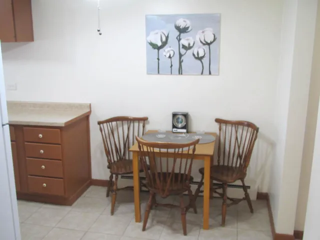 $1,500 | 33 North Clifton Avenue, Unit 101, Park Ridge, IL 60068