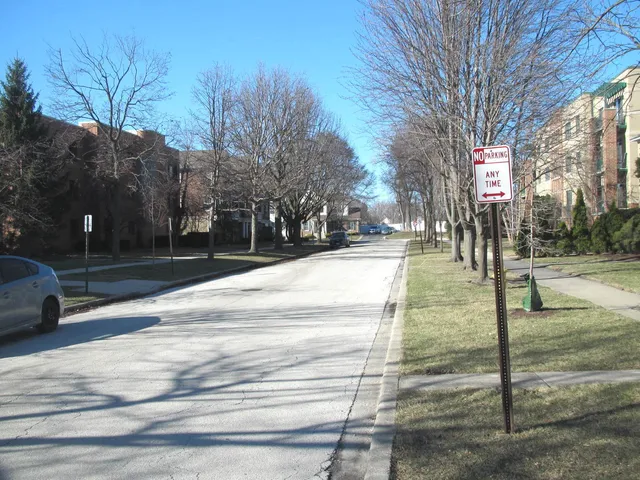 $1,500 | 33 North Clifton Avenue, Unit 101, Park Ridge, IL 60068