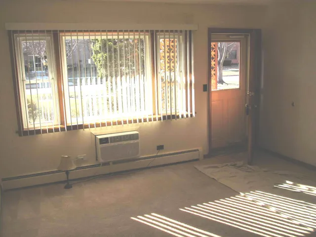 $1,500 | 33 North Clifton Avenue, Unit 101, Park Ridge, IL 60068