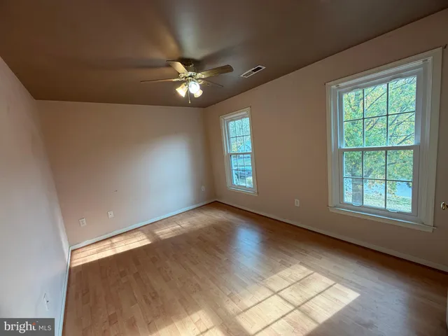 $530,000 | 33 Brookstone Drive, Fredericksburg, VA 22405