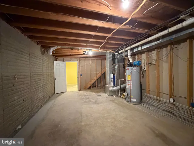 $530,000 | 33 Brookstone Drive, Fredericksburg, VA 22405