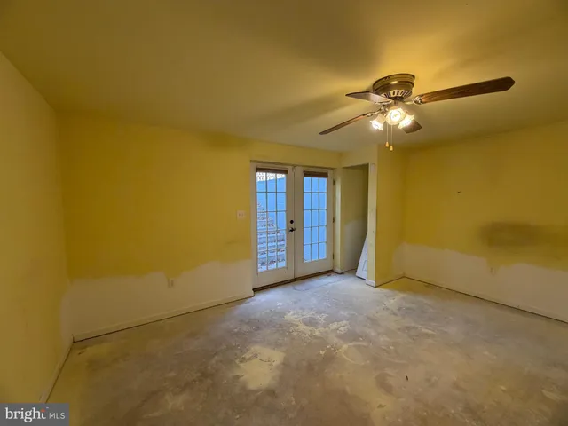 $530,000 | 33 Brookstone Drive, Fredericksburg, VA 22405