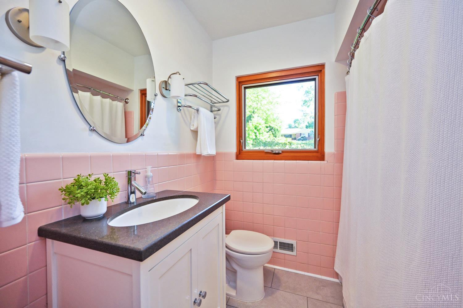 277 Compton Road Wyoming, OH 45215 - Photo 35 of 54 Gallery Image 35