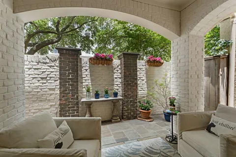 $1,265,000 | 5403 Ashby Street, Houston, TX 77005
