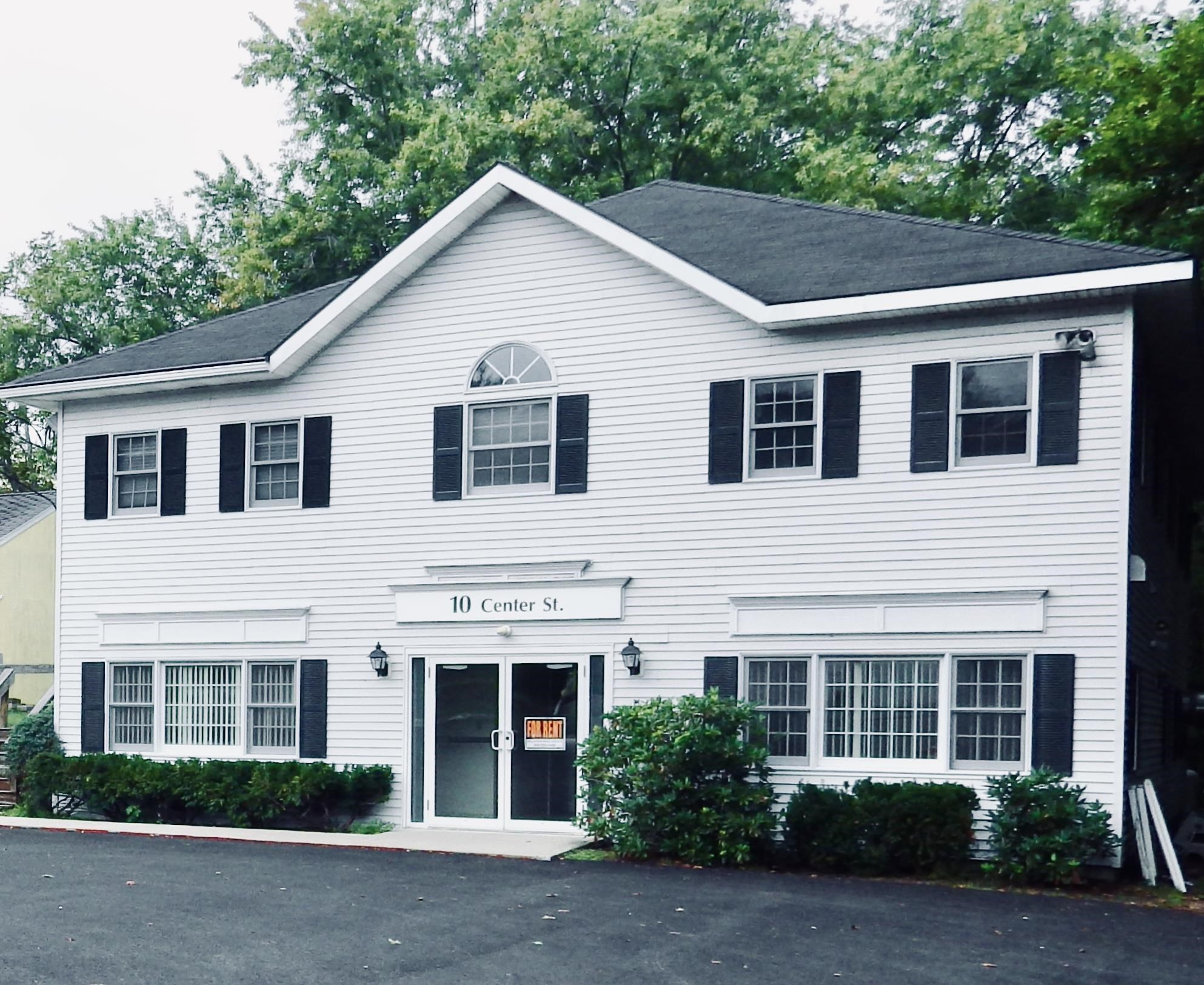 10 Center Street, Unit UPSTAIRS Wolfeboro, NH 03894 - Photo 1 of 1