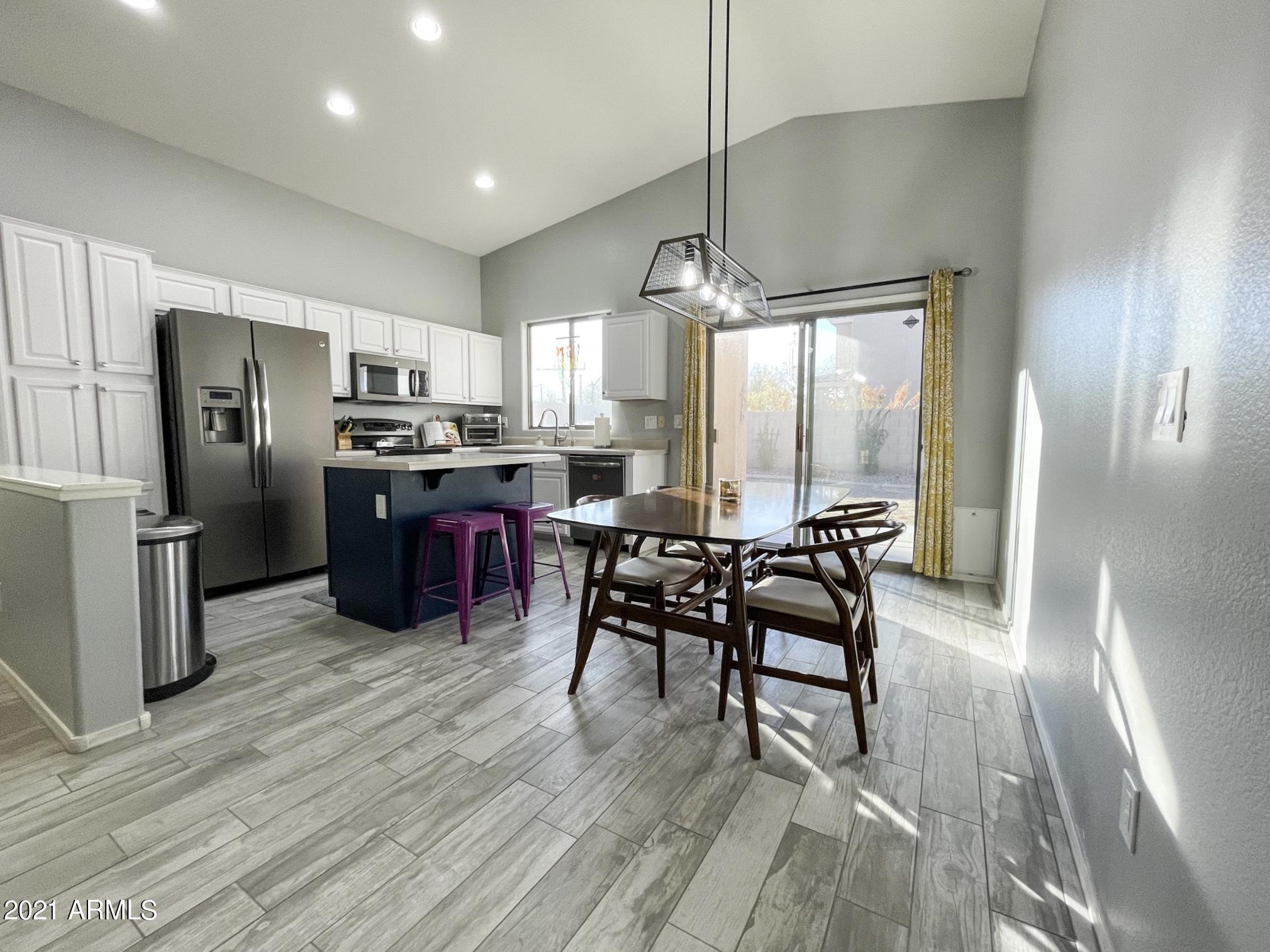 3972 East Timberline Road Gilbert, AZ 85297 - Photo 6 of 23 DAE1DEE0-DEEA-4DA2-AB29-0E3491AE8172