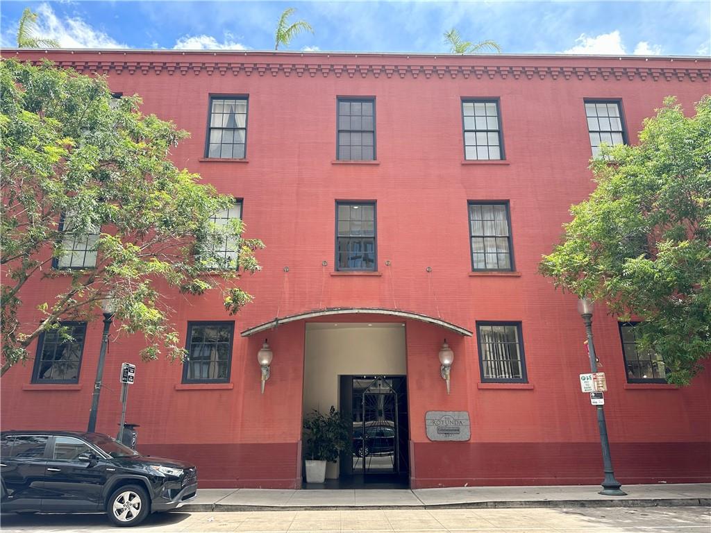 330 Julia Street, Unit 205 New Orleans, LA 70130 - Photo 1 of 28 Gallery Image 1