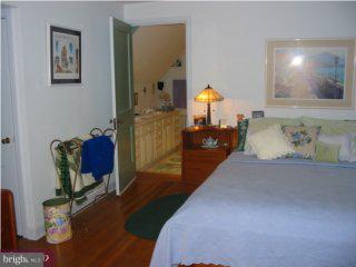 2055 Huntingdon Road Huntingdon Valley, PA 19006 - Photo 5 of 6 Gallery Image 5