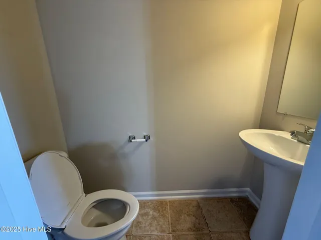 $1,195 | 303 Timberlake Trail, Jacksonville, NC 28546