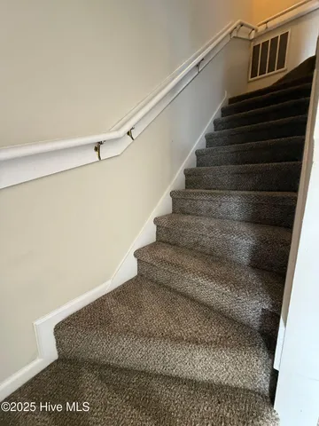 $1,195 | 303 Timberlake Trail, Jacksonville, NC 28546