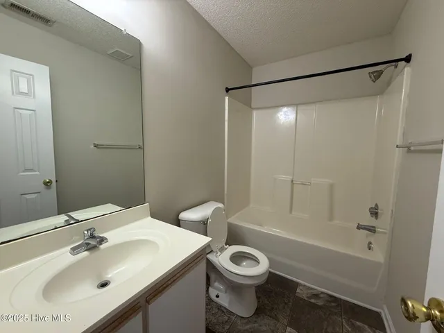 $1,195 | 303 Timberlake Trail, Jacksonville, NC 28546