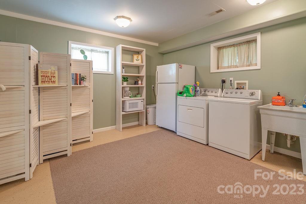 143 Banner Farm Road Mills River, NC 28759 - Photo 34 of 48 Gallery Image 34
