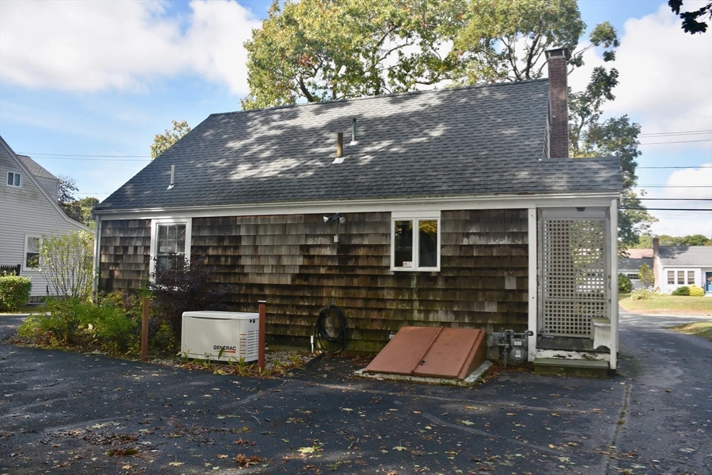 58 Main Avenue Wareham, MA 02558 - Photo 26 of 39 a front view of a house with garden