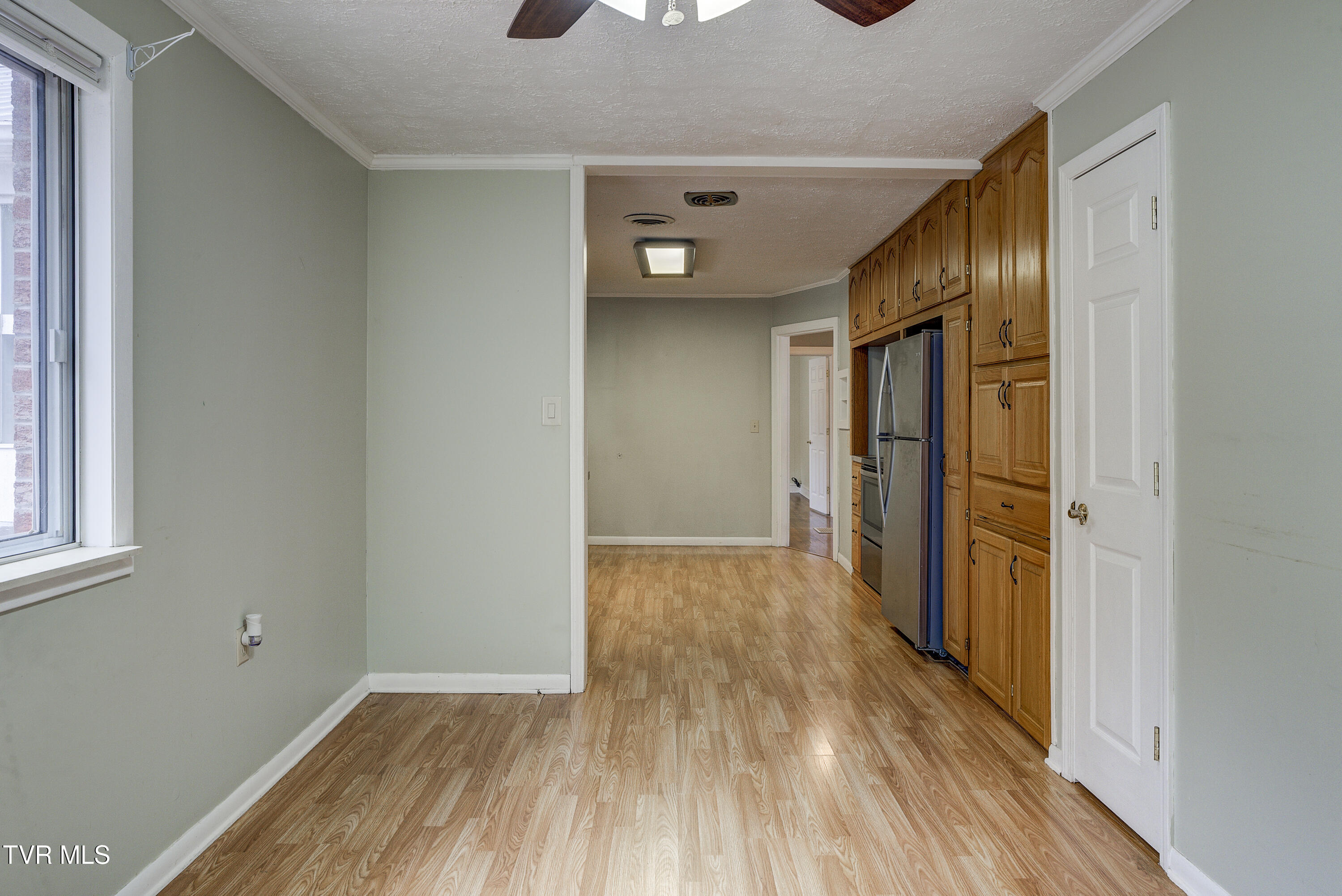 1208 Robinhood Road Greeneville, TN 37745 - Photo 16 of 60 Robinhood-INTERIOR-10