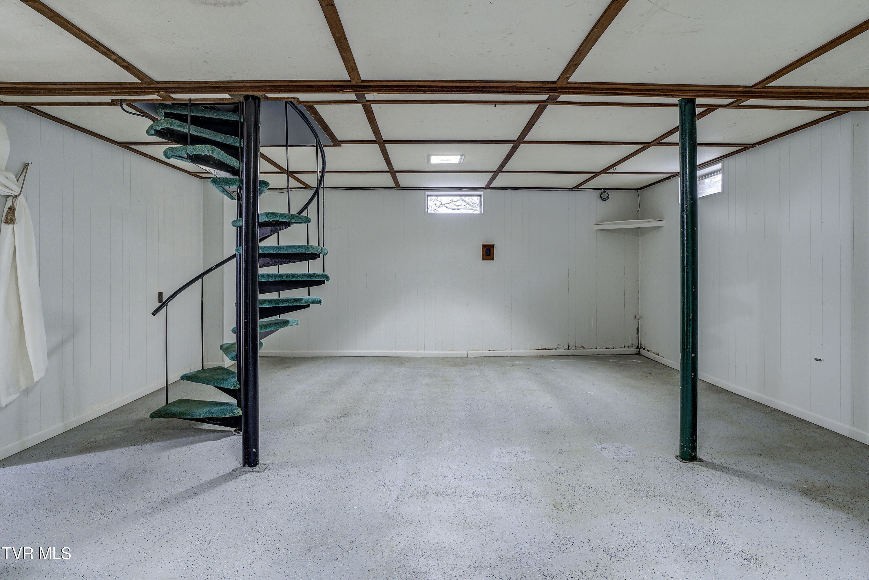 1208 Robinhood Road Greeneville, TN 37745 - Photo 49 of 60 Robinhood-INTERIOR-40