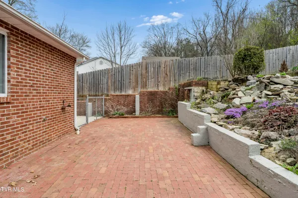 $285,000 | 1208 Robinhood Road, Greeneville, TN 37745