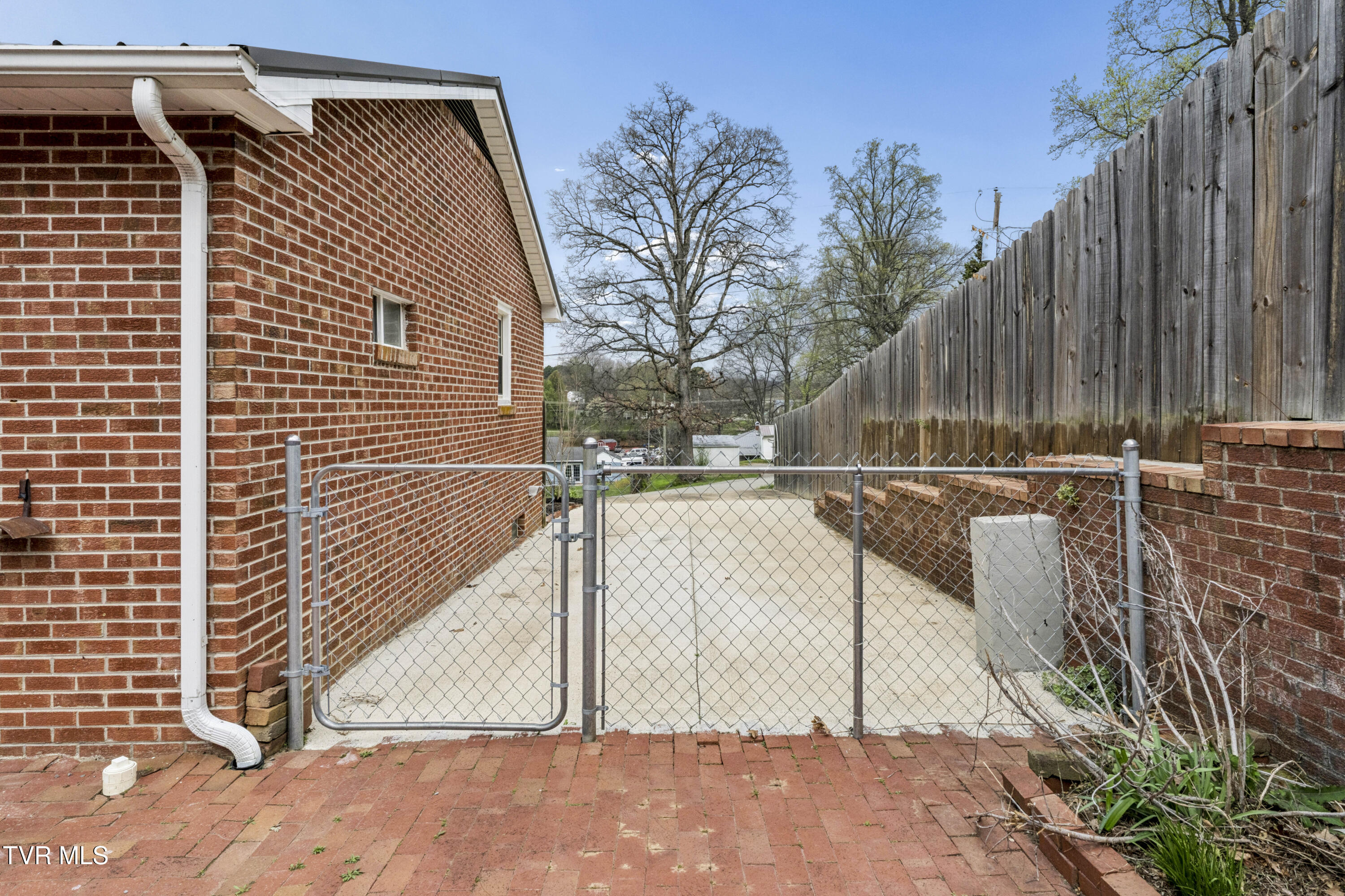 1208 Robinhood Road Greeneville, TN 37745 - Photo 56 of 60 RobinHood-Exteriors-aerials-4