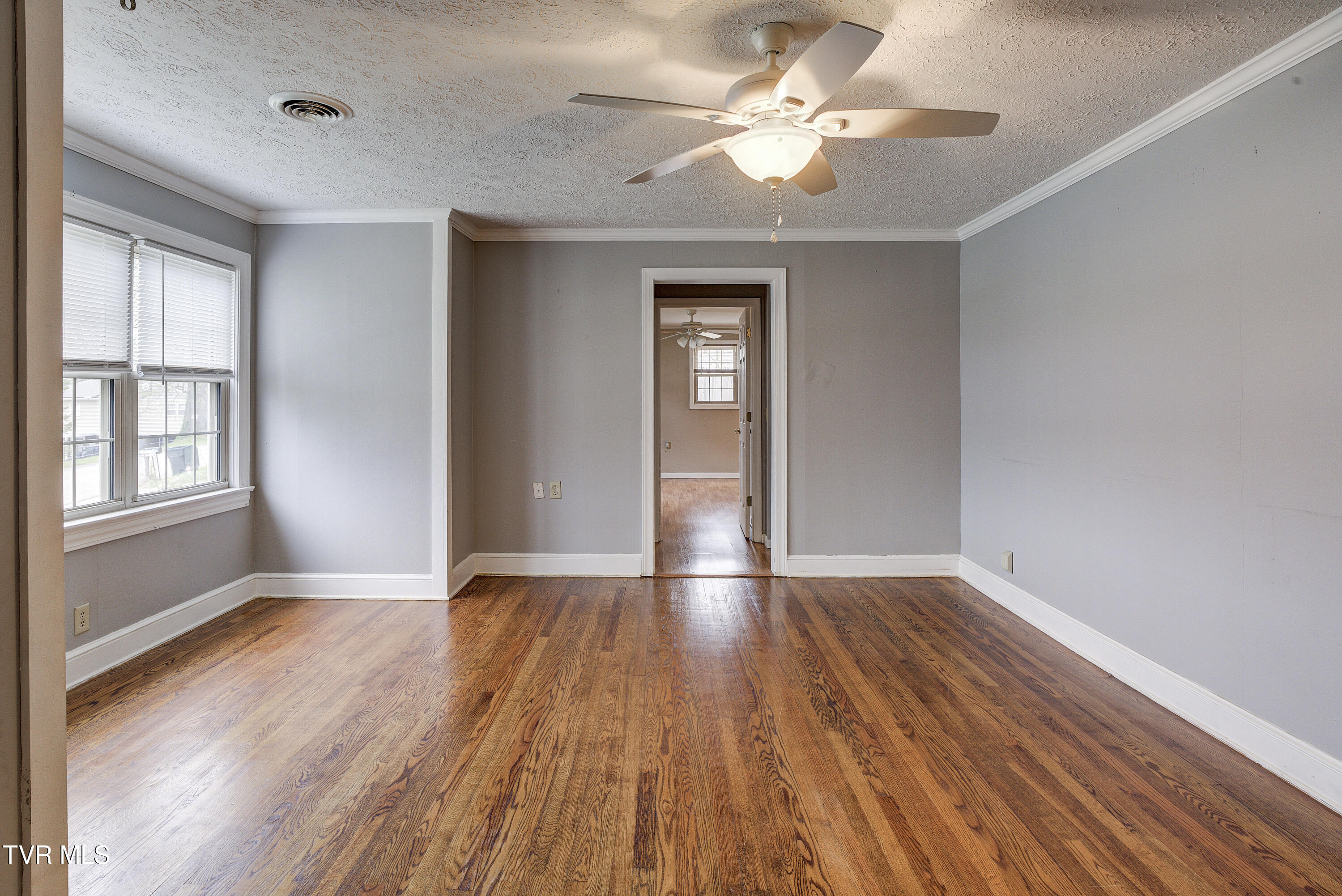 1208 Robinhood Road Greeneville, TN 37745 - Photo 6 of 60 Robinhood-INTERIOR-1