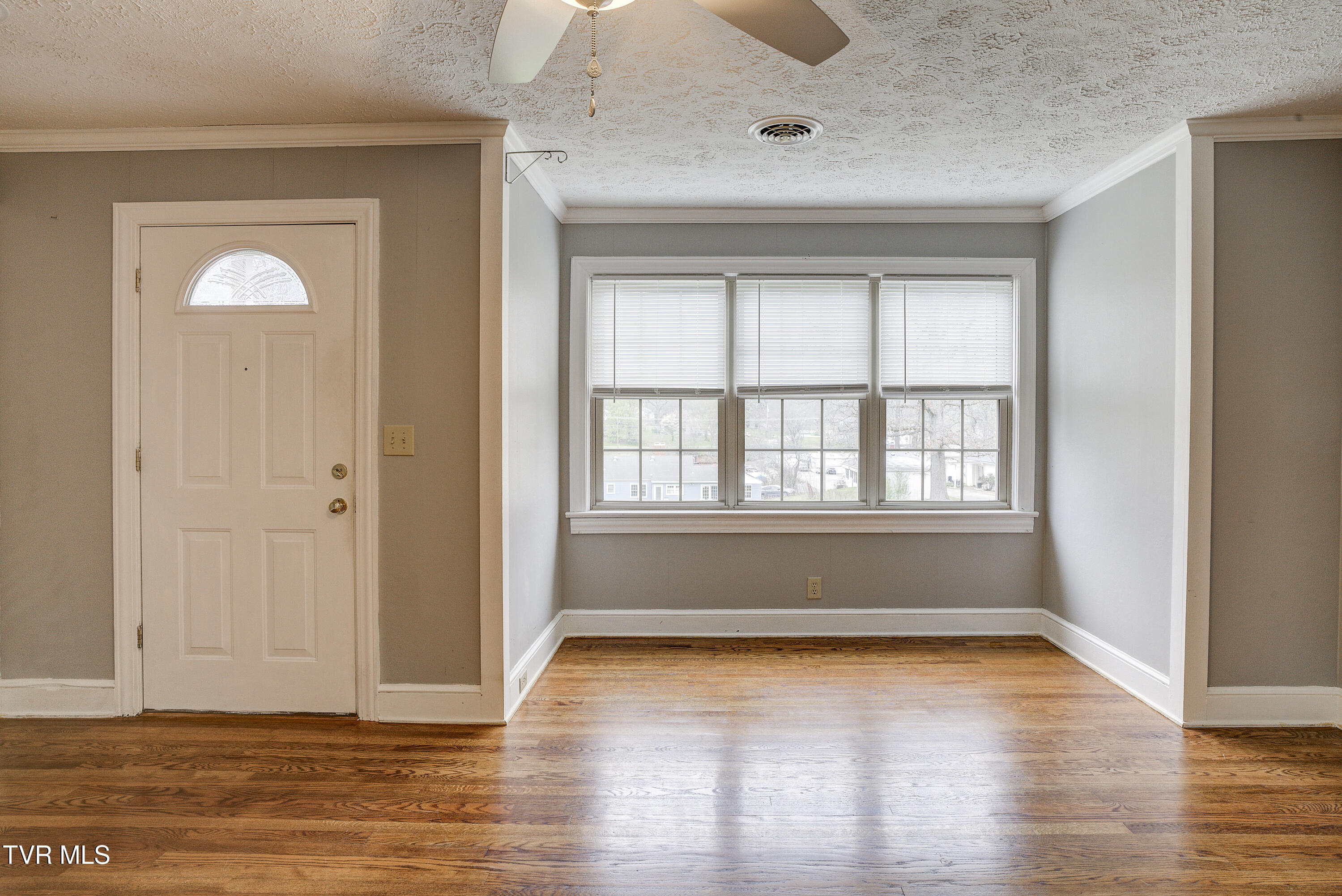 1208 Robinhood Road Greeneville, TN 37745 - Photo 8 of 60 Robinhood-INTERIOR-2