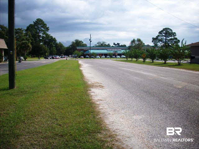 809 East Craig Street Atmore, AL 36502 - Photo 5 of 6