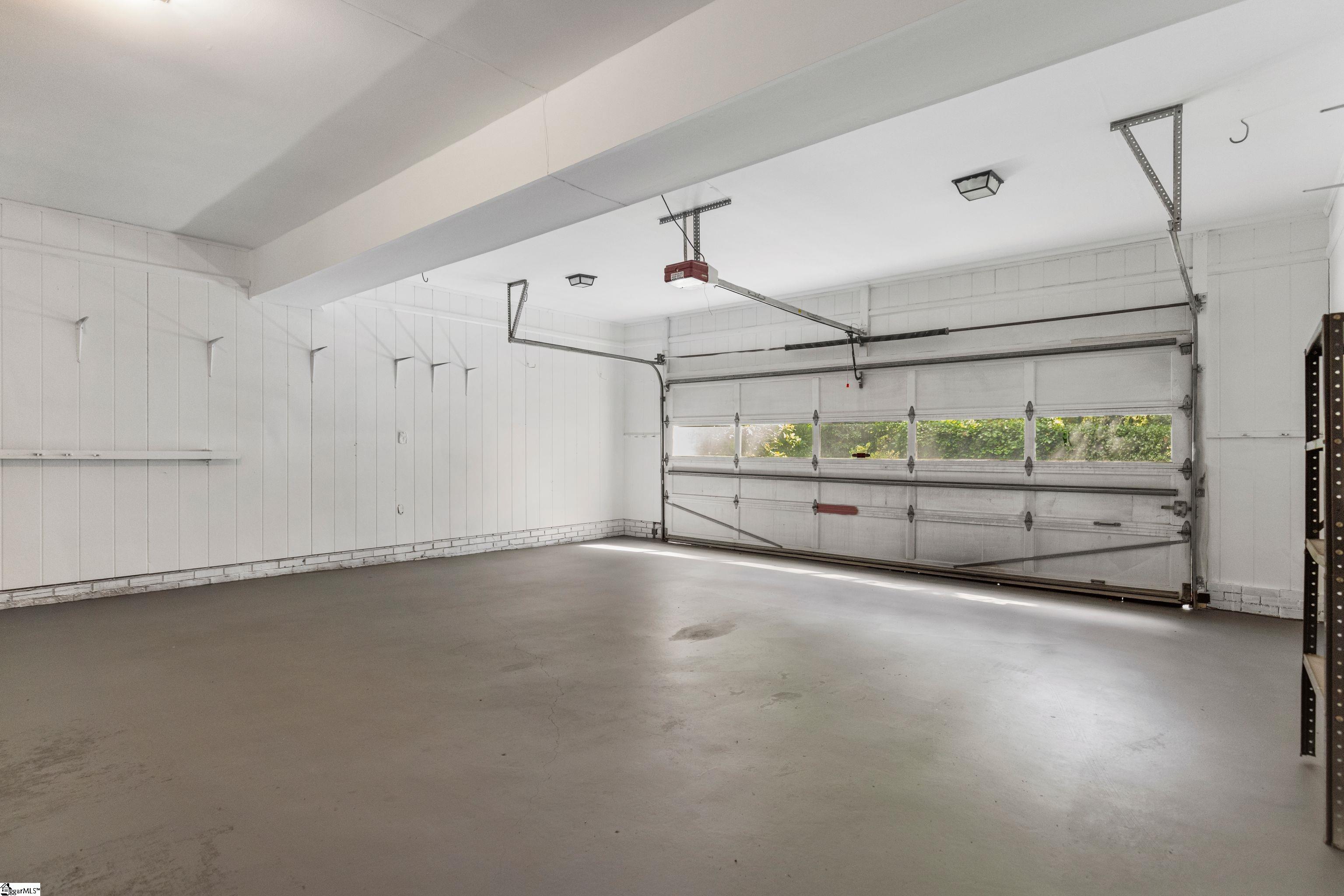 21 Kensington Road Greenville, SC 29617 - Photo 13 of 40