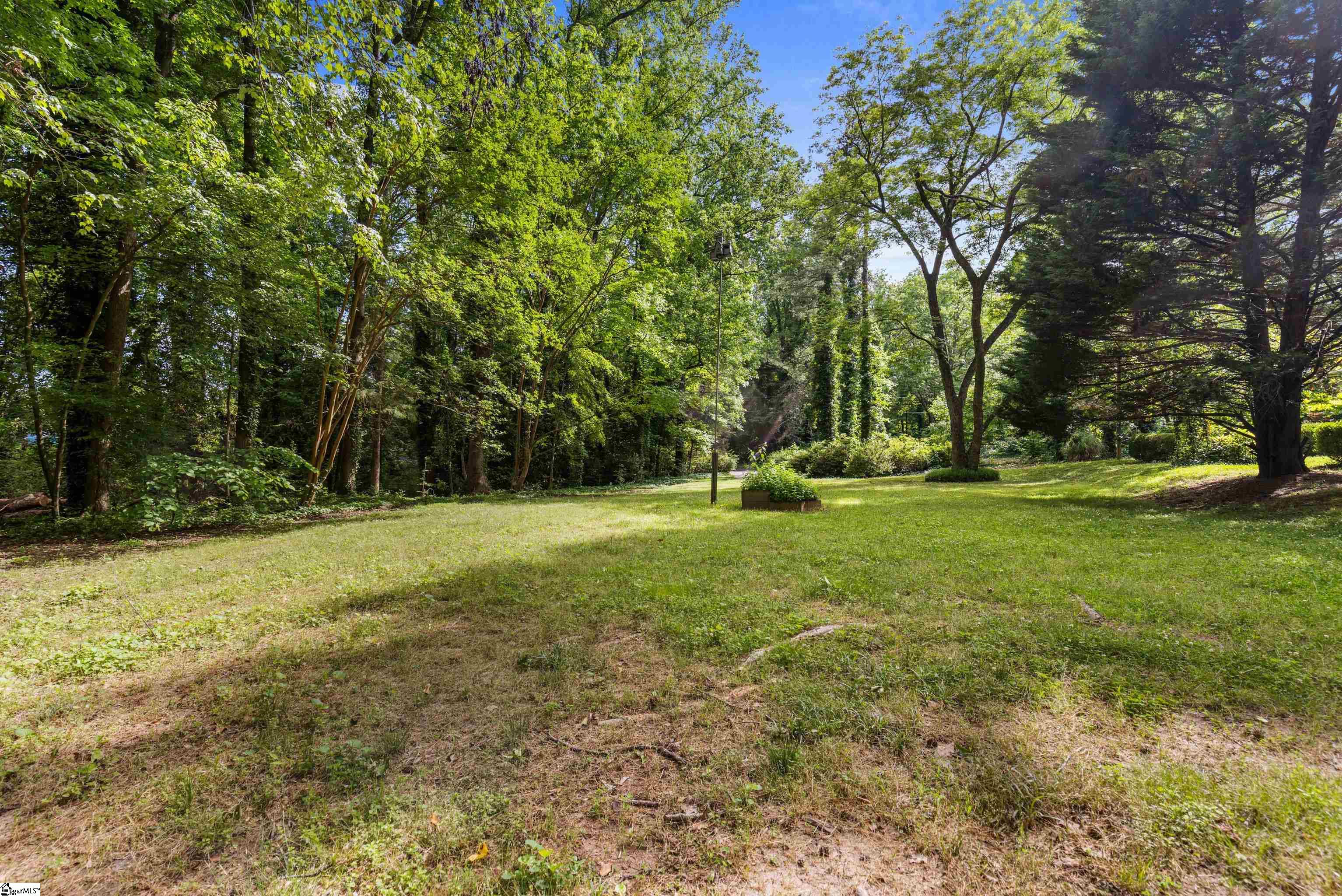 21 Kensington Road Greenville, SC 29617 - Photo 16 of 40